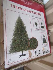 lot 31 image: 7.5ft  PRELITE CHRISTMAS TREE  HARTFORD  by Ashland Christmas