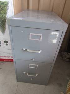 lot 32 image: 2 drawer grey metal filing cabinet