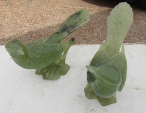 lot 67 image: 2 GREEN JADE BIRDS