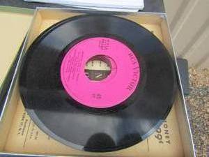 lot 89 image: GLENN MILLER and his ORCHESTRA 45 RPM Records