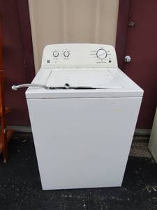 lot 107 image: Kenmore washer with 5 cycles