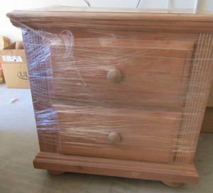 lot 238 image: 1 blonde wood 2 drawer side table262616
