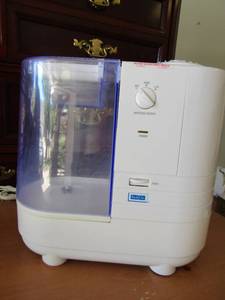lot 244 image: redi-on hummidifier used but works