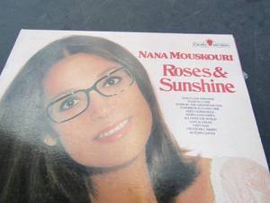 lot 311 image: record lot of oldies, Willie Nelson,Johnny Mathis, Roses and sunshine, Anne Murray and many more