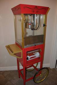 lot 1 image: Nostalgia Electrics Popcorn Machine Cart