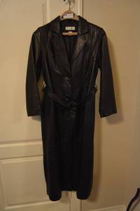 lot 4 image: Preston and York Lamb Skin Leather Womens Coat, Size M, Full Length, Black