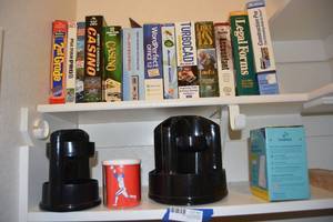 lot 41 image: Desk Caddies, Software Programs, see pictures, and Mesh Wi-Fi Range Extender