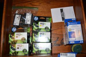 lot 17 image: HP Printer Ink and Electronic Timer Switch