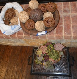 lot 101 image: Home Dcor Wooden Bowl and Balls, Iron and Glass Tray with Flower Arrangement