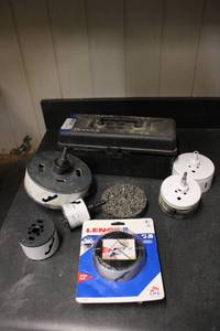 lot 537 image: Hole Saw Kit