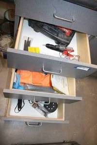 lot 538 image: Weller Soldering Kit, Wrench, Dust Mask and More