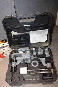 lot 540 image: Kwikset Door Lock Jig Tool Kit