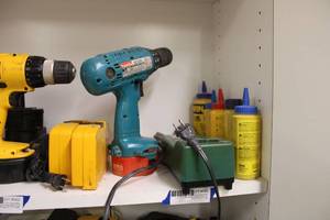 lot 563 image: Makita 6233D Cordless Drill, Line Chalkers and Chalk