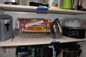 lot 216 image: Cooling Wire Racks, Food Chopper, Hand Mixer, and Steamer