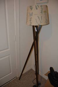 lot 266 image: 3-Legged Floor Lamp with Floral Shade