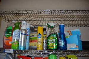 lot 357 image: Cleaners and Mr. Clean Sponges