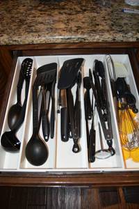lot 201 image: Cooking Utensils