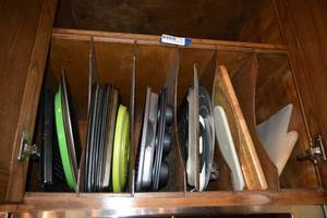 lot 188 image: Baking Sheets, Muffin Pan, Cutting Boards