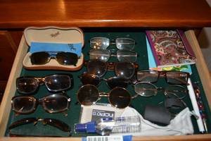 lot 288 image: Sunglasses and Reading Glasses Persol, Jubilee, Calvin Klein Brands, see pictures