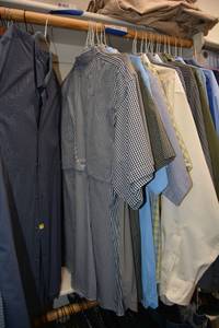 lot 309 image: Mens Dress Shirts Perry Ellis, Columbia, Under Armour, Cinch, Magellan, Ariat and More Size LG and XL