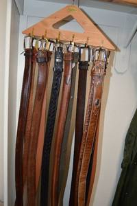 lot 313 image: Mens Leather Belts Size 38-40, see pictures