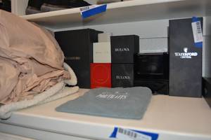 lot 321 image: Bed Sheets and Blanket, Empty Watch Boxes and Lead Crystal Picture Frame