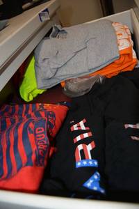 lot 319 image: Mens and Womens CasualWorkout Clothes