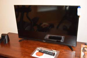 lot 338 image: Samsung 32 TV Model UN32M4500BF