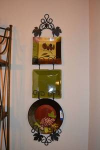 lot 145 image: Decorative Wall Plate Set with Wrought Iron Frame