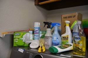 lot 247 image: Cleaners, Swiffer Refills, Clog Grabber