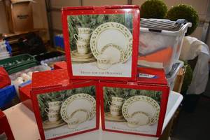 lot 372 image: 3 Boxes of Home for the Holidays Dish Sets
