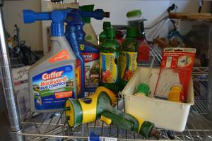 lot 408 image: Yard Items Miracle Gro Sprayer, Liquafeed, Cutter Bug Control and Outdoor Glass Cleaner