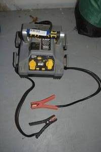 lot 430 image: Stanley FatMax Jump-start System with Compressor