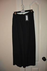 lot 704 image: Womens Flood Pant by Bryn WALKER Still with Tags