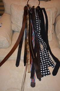 lot 707 image: Womens Leather Belts and Others Size M