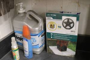 lot 573 image: Package of 2-38 OD Stars, Gojo Hand Cleaner and Bug Spray
