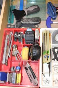 lot 547 image: Tools and Tape Measures