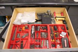lot 554 image: Driver Bits, Drill and Driver Set