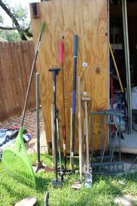 lot 639 image: Yard Tools with Axe