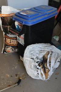 lot 492 image: Kingsford Kaddy, Mesquite Pellets and Firewood