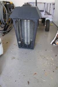 lot 495 image: Stinger Bug Zapper