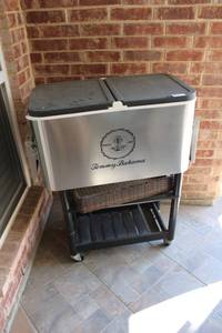 lot 473 image: Tommy Bahama Rolling Cooler with Drop Down Sides