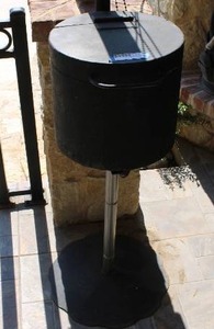 lot 470 image: Pedestal Grill