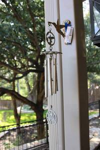 lot 465 image: Wind Chime, Trellis and Garden Stake with Lantern