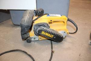 lot 591 image: DeWalt Belt Sander