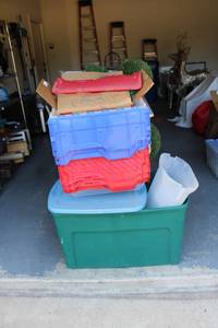 lot 416 image: Empty Plastic Storage Tubs