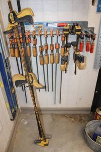 lot 621 image: Quick Grips, Orange Hand Crank Clamps