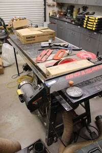 lot 524 image: Sawstop 10 Contractor Saw Model CNS175, 86W x 33D x 35H