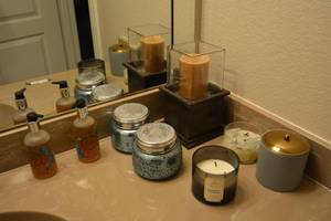 lot 61 image: Bathroom Candles and Hand Soap