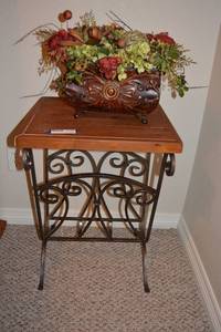 lot 62 image: Small Accent TableMagazine Rack with Flower Arrangement
